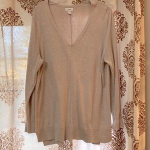 Old Navy Xl sweater- tan but has a pink tint